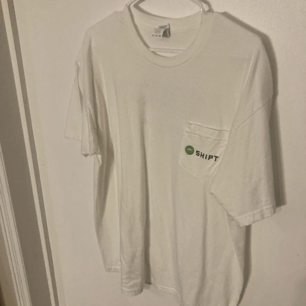Shipt Shopper gear. 7 T-shirts. 6 of them are size XL & 1 of them is size L